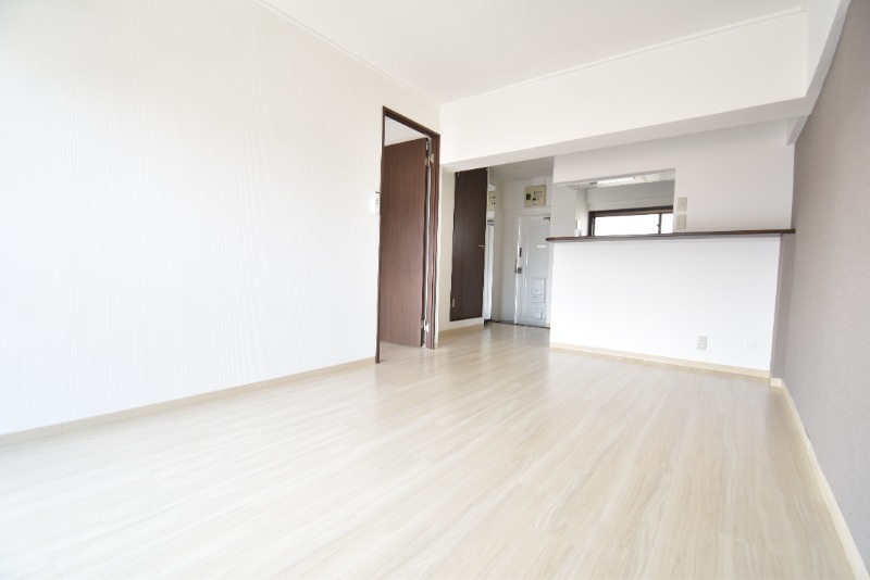 ��ʌ��������܎s��{����ؒ��S���ڂ̃}���V�����̋��ԁE���r���O