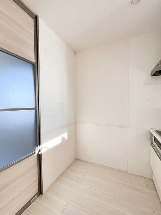 ��ʌ��z�J�s�����c���̃A�p�[�g�̋��ԁE���r���O