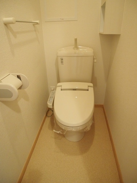 ��ʌ��k�����S�ɓޒ������j�S���ڂ̃A�p�[�g�̃g�C��