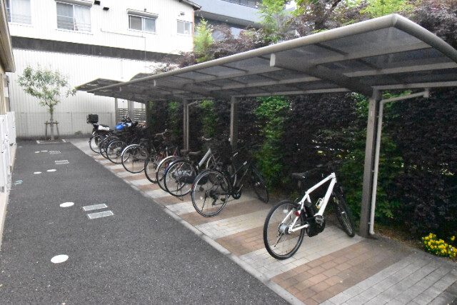 ��ʌ�����s�˒˂P���ڂ̃A�p�[�g�̂��̑�