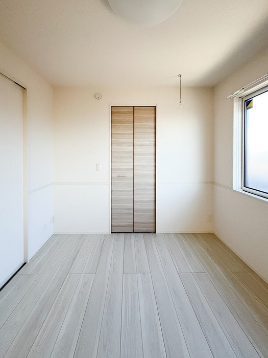 ��ʌ��z�J�s�����c���̃A�p�[�g�̂��̑������E�X�y�[�X