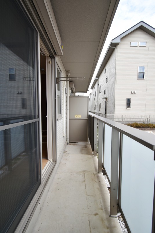 ��ʌ��������܎s���搼��{�P���ڂ̃A�p�[�g�̃o���R�j�[