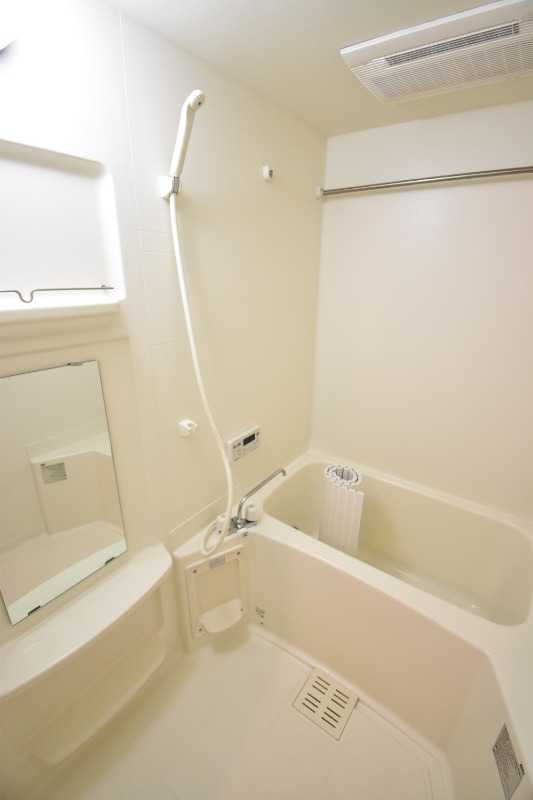 ��ʌ�����s�厚������̃}���V�����̃o�X