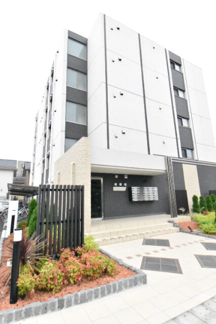 ��ʌ��������܎s�k��{�����P���ڂ̃}���V�����̌����O��