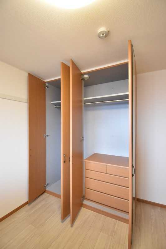 ��ʌ�����s�厚������̃}���V�����̎��[