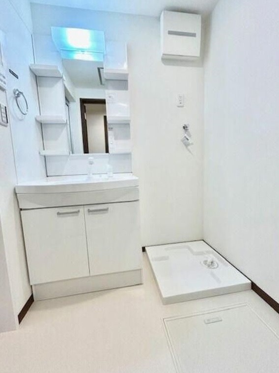 ��ʌ��������܎s���搼��{�R���ڂ̃A�p�[�g�̐��ʏ�