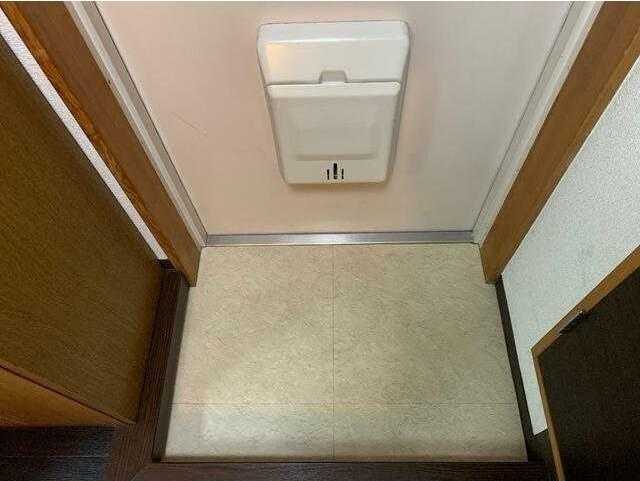 ��ʌ��������܎s��{��听���R���ڂ̃}���V�����̌���