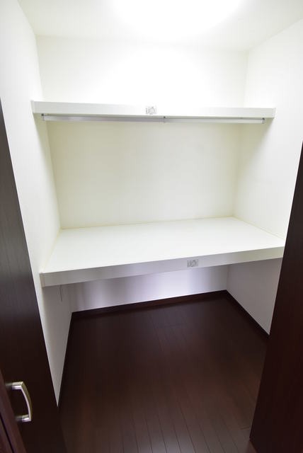 ��ʌ��������܎s����厚�_�c�̃A�p�[�g�̎��[