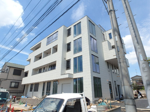 ��ʌ��������܎s������厚�쒆��̃}���V�����̌����O��