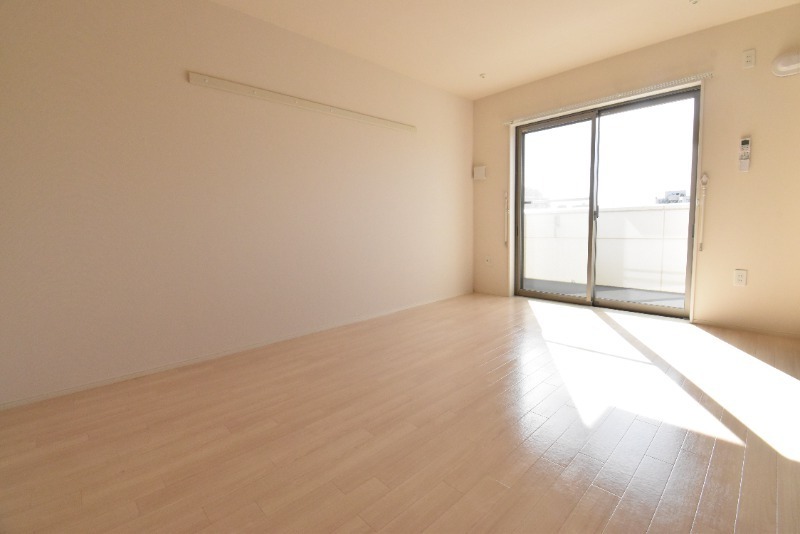 ��ʌ��������܎s�΋�厚���̃}���V�����̋����E���r���O