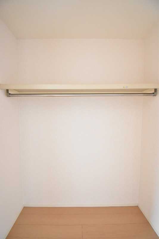 ��ʌ������s�������̃A�p�[�g�̎��[