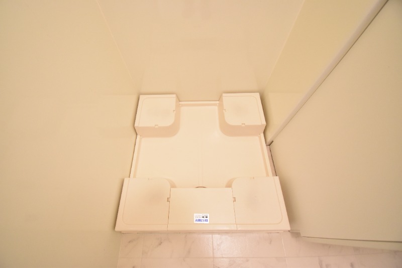 ��ʌ������s�������̃A�p�[�g�̂��̑�