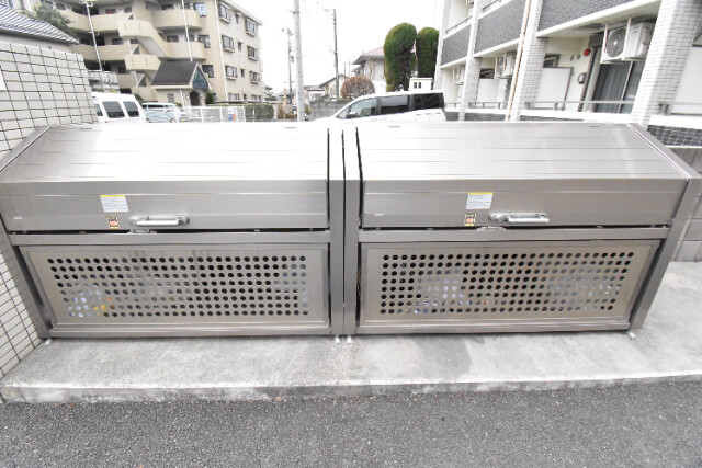 ��ʌ��������܎s��{��O���Q���ڂ̃}���V�����̂��̑�