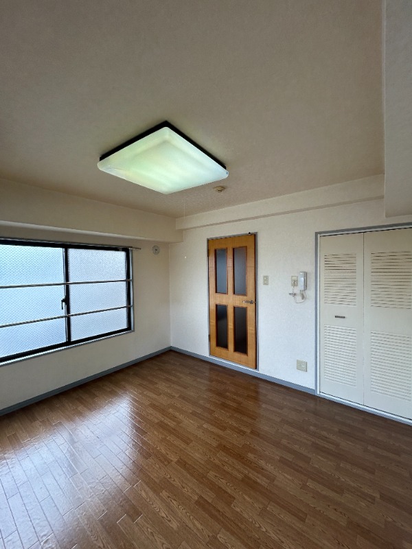 ��ʌ��������܎s�k��听���S���ڂ̃}���V�����̋����E���r���O