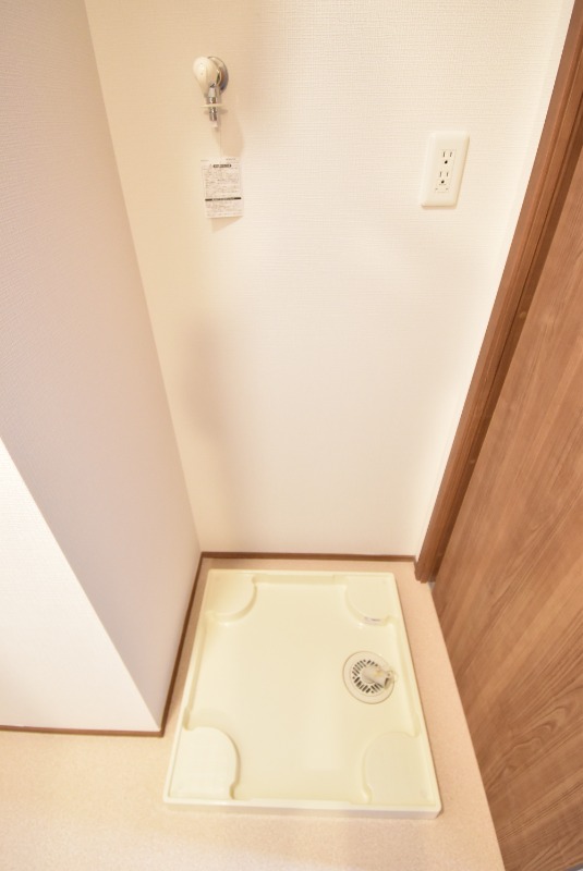 ��ʌ�����s�厚�v���q��V�c�̃A�p�[�g�̂��̑�