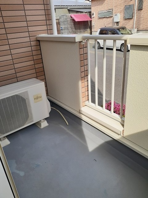 ��ʌ��������܎s������t���P���ڂ̃A�p�[�g�̃o���R�j�[