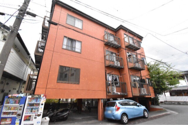 ��ʌ��������܎s��捪�݂S���ڂ̃}���V�����̌����O��