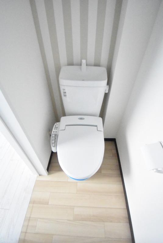 ��ʌ��������܎s��{��V�����Q���ڂ̃A�p�[�g�̃g�C��