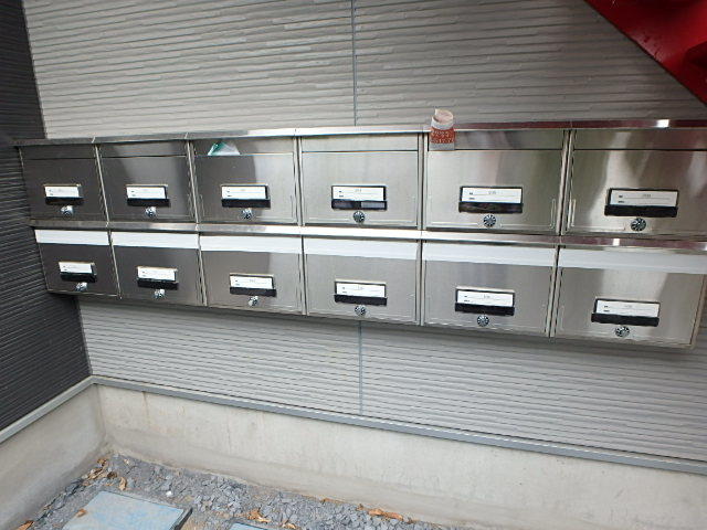 ��ʌ��������܎s��{��V�����Q���ڂ̃A�p�[�g�̂��̑�