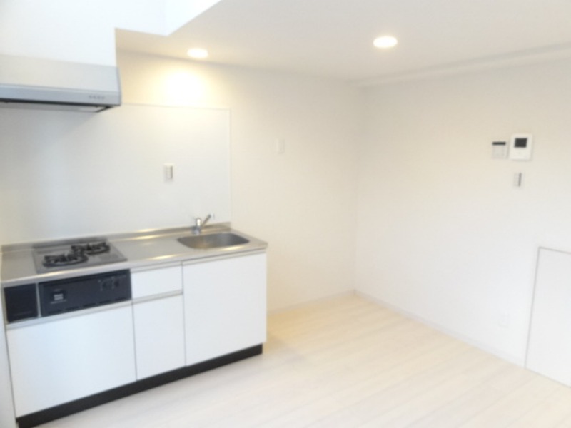 ��ʌ��������܎s�k����i���R���ڂ̃A�p�[�g�̃L�b�`��