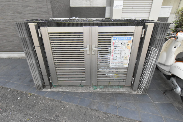 ��ʌ��������܎s�k����i���R���ڂ̃A�p�[�g�̂��̑�