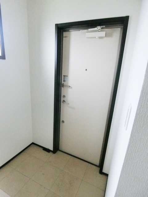 ��ʌ��������܎s�΋�厚����c�̃A�p�[�g�̌���