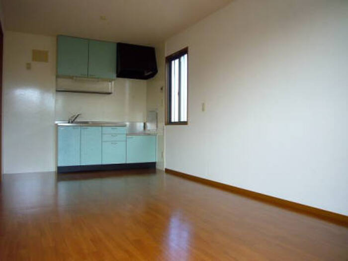 ��ʌ��������܎s�����攪���q�R���ڂ̃A�p�[�g�̋��ԁE���r���O