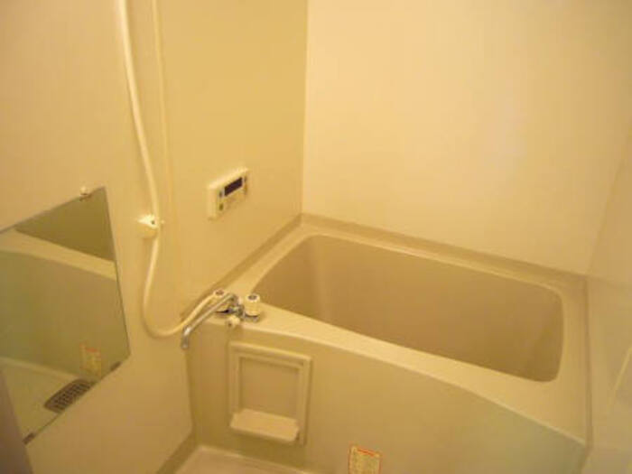 ��ʌ��������܎s�����攪���q�R���ڂ̃A�p�[�g�̃o�X