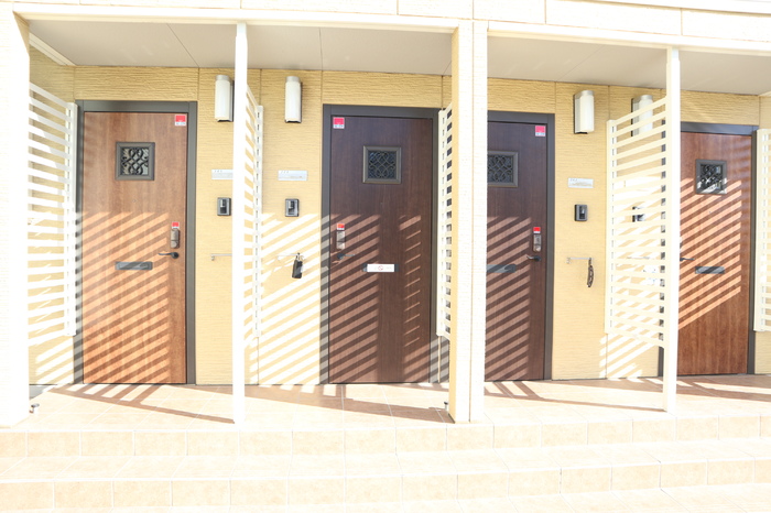 ��ʌ�����s�씵���J�V���ڂ̃A�p�[�g�̃G���g�����X