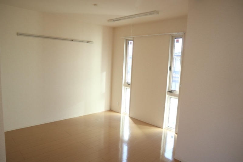 ��ʌ�����s�씵���J�V���ڂ̃A�p�[�g�̂��̑������E�X�y�[�X