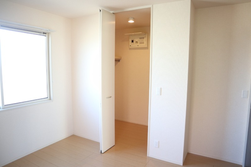 ��ʌ�����s�씵���J�V���ڂ̃A�p�[�g�̎��[