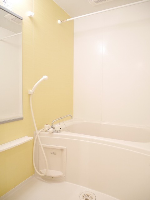 ��ʌ��k�����S�ɓޒ����h��R���ڂ̃A�p�[�g�̃o�X