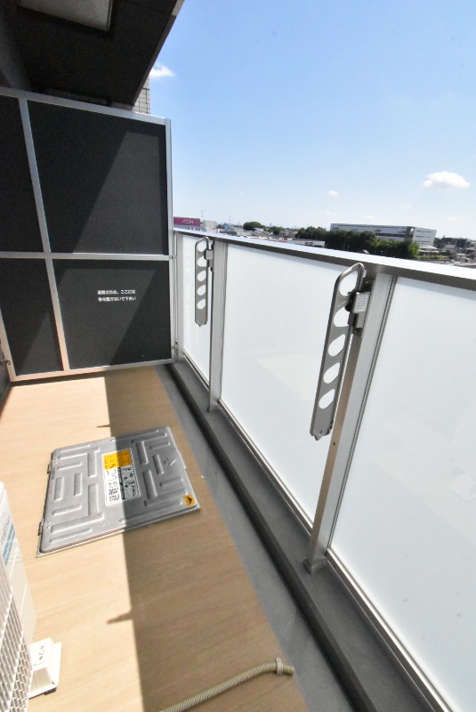 ��ʌ��������܎s�΋�����S���ڂ̃}���V�����̃o���R�j�[