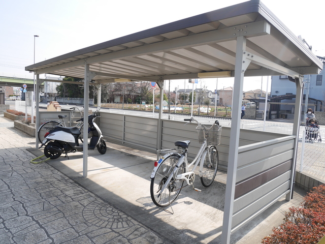 ��ʌ��k�����S�ɓޒ����h��R���ڂ̃A�p�[�g�̂��̑�