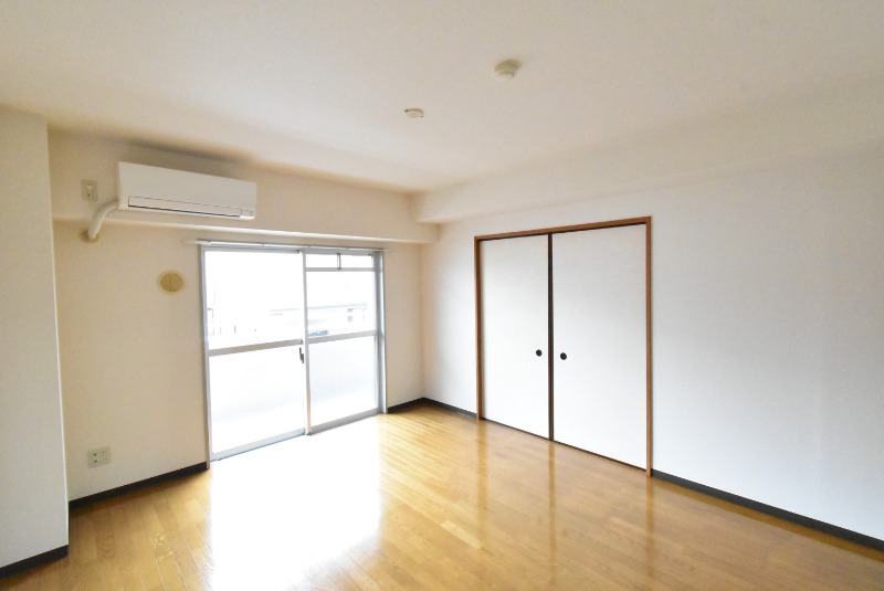 ��ʌ��z�J�s���z�J�R���ڂ̃}���V�����̂��̑������E�X�y�[�X