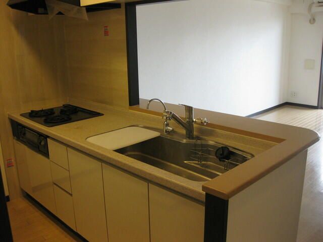 ��ʌ��������܎s��{�扺���P���ڂ̃}���V�����̃L�b�`��