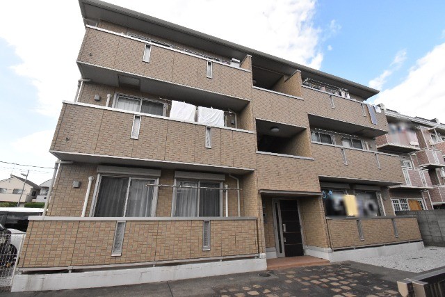 ��ʌ��������܎s�΋擹�c�y�Q���ڂ̃A�p�[�g�̌����O��