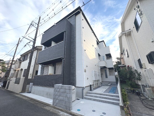 ��ʌ��������܎s�����擌��{�S���ڂ̃A�p�[�g�̌����O��