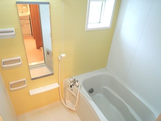 ��ʌ��k�����S�ɓޒ��厚�����̃A�p�[�g�̃o�X