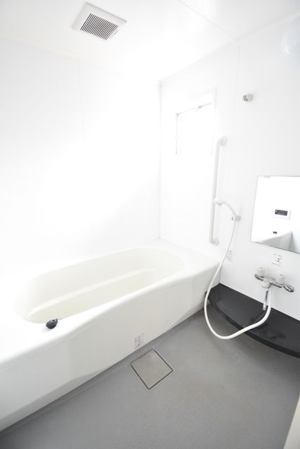 ��ʌ��������܎s��������u�Q���ڂ̃A�p�[�g�̃o�X