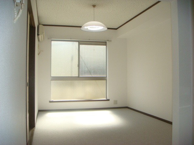 ��ʌ��������܎s�Y�a��̉ƂU���ڂ̃}���V�����̂��̑������E�X�y�[�X