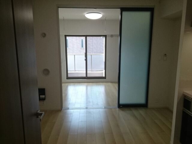 ��ʌ�����s�≺���R���ڂ̃A�p�[�g�̋��ԁE���r���O