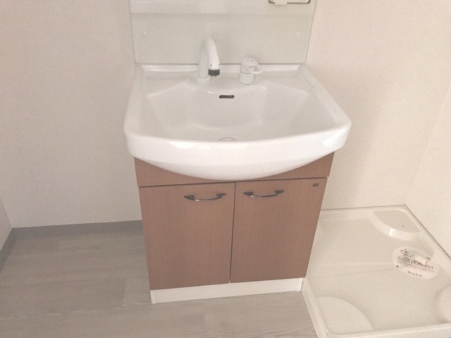 ��ʌ��������܎s��΋擌��΂S���ڂ̃}���V�����̐��ʏ�