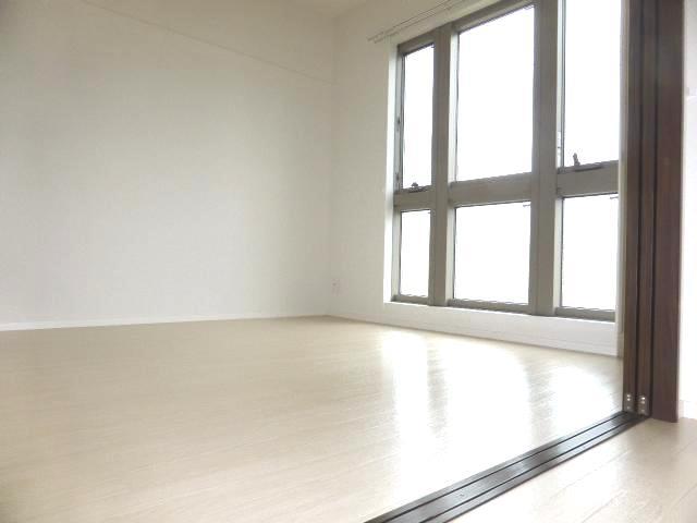 ��ʌ��������܎s���搼��{�R���ڂ̃A�p�[�g�̂��̑������E�X�y�[�X