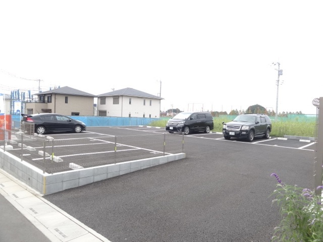 ��ʌ��������܎s���搼��{�R���ڂ̃A�p�[�g�̒��ԏ�