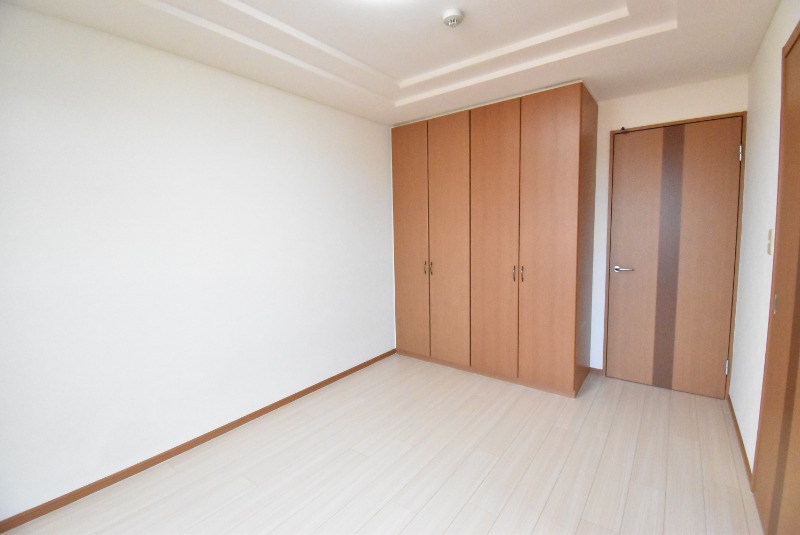 ��ʌ�����s�厚�����q��V�c�̃}���V�����̂��̑������E�X�y�[�X