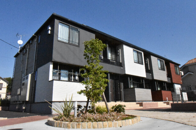 ��ʌ��@�c�s�Β��R���ڂ̃A�p�[�g�̌����O��