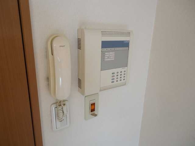 ��ʌ��@�c�s�֎R�S���ڂ̃A�p�[�g�̂��̑�