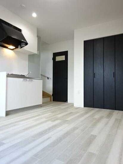 ��ʌ�����s�����P���ڂ̃A�p�[�g�̂��̑������E�X�y�[�X