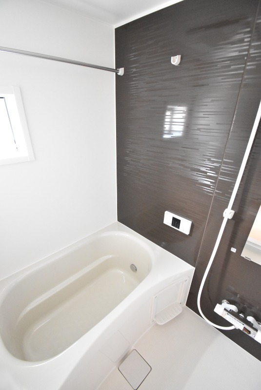 ��ʌ�����s�厚�ԎR�̃A�p�[�g�̃o�X